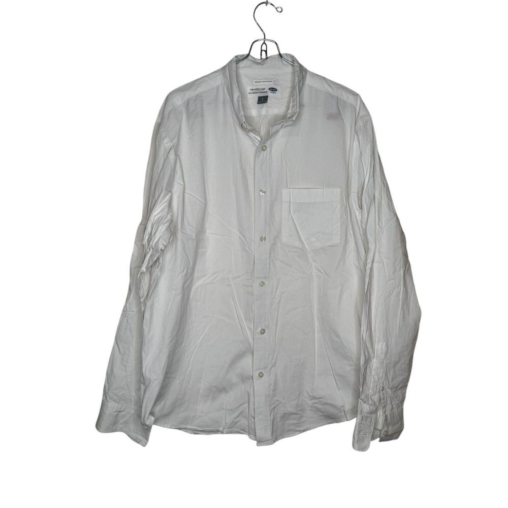Old Navy Men's Shirt The Classic Regular Fit Coupe Standard Button-Up Sz. Large